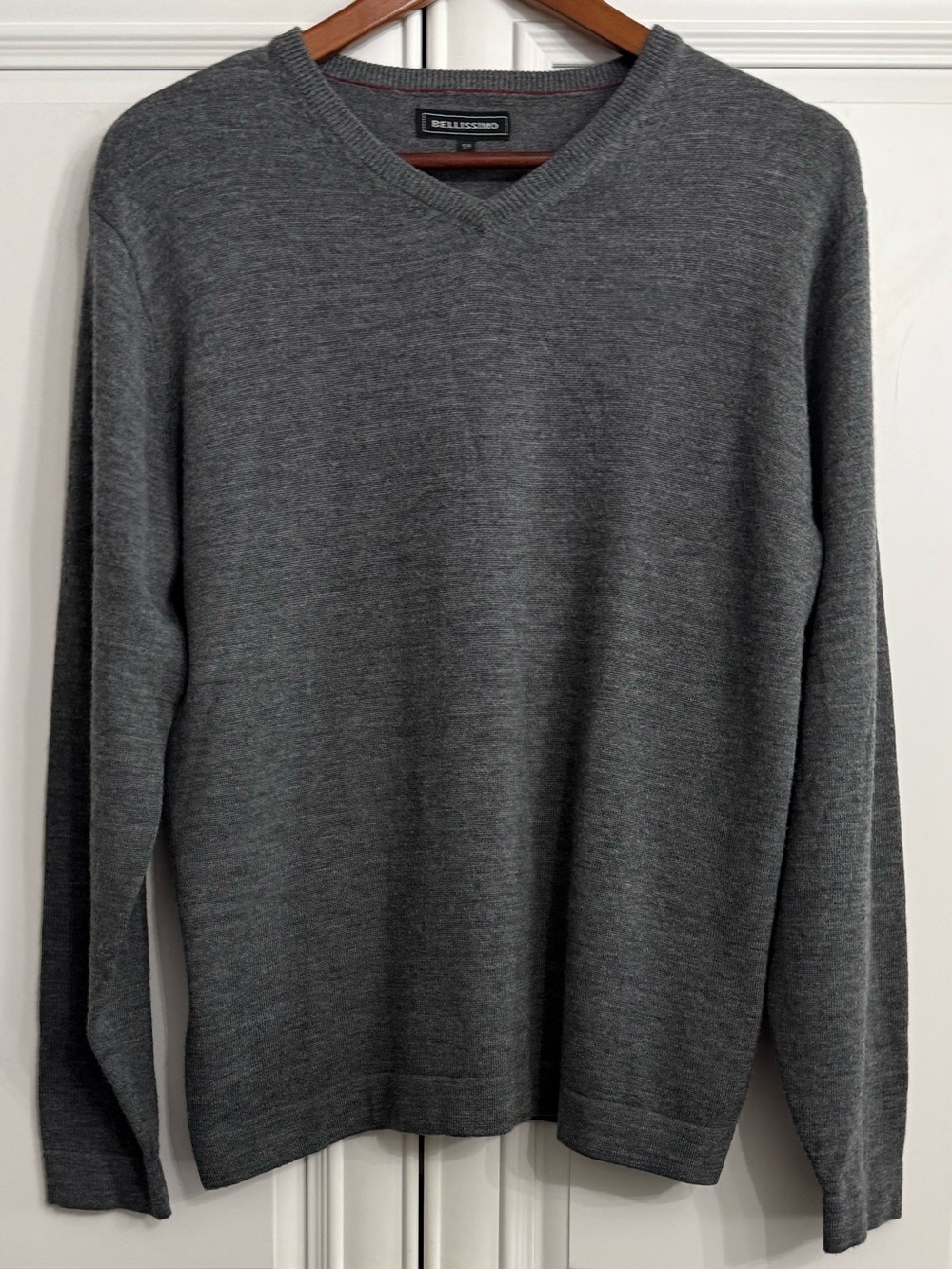 Bellissimo Men’s V-Neck Merino Wool Blend Knit Sweater Charcoal Grey Size Small